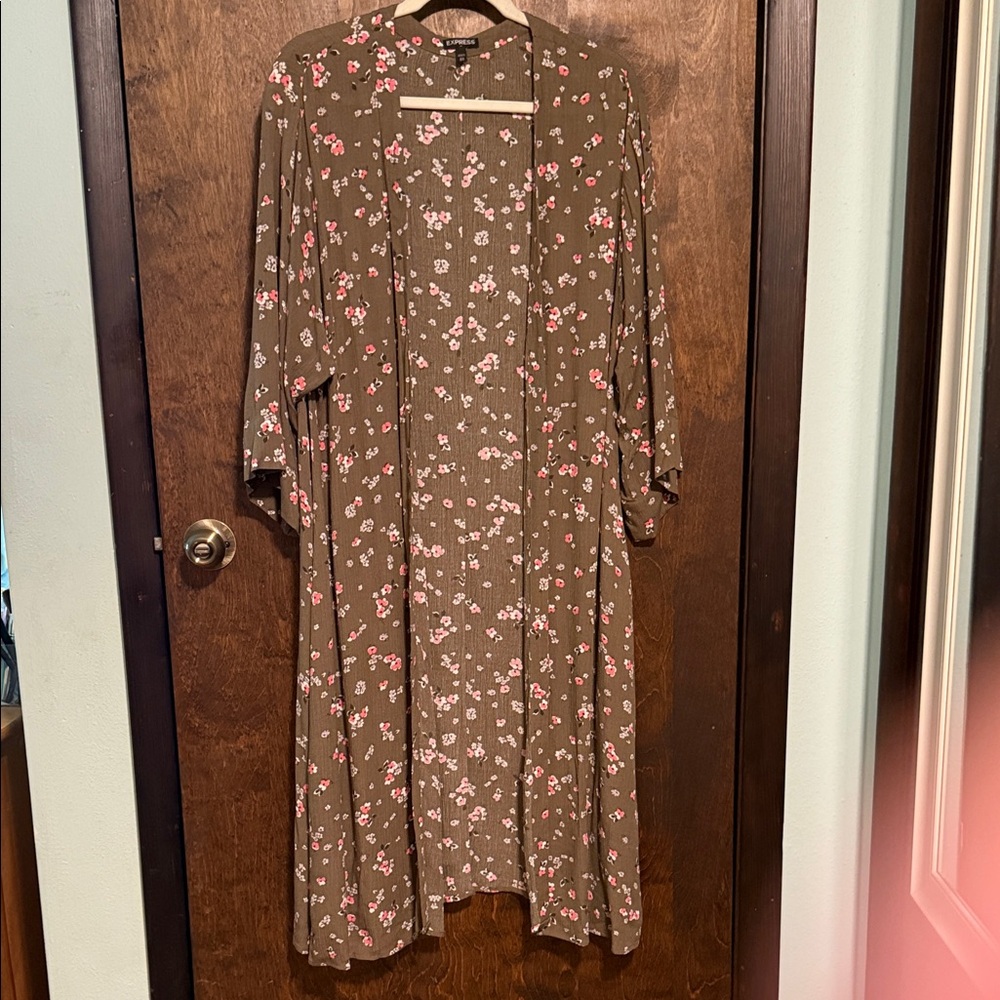 Floral olive green Kimono ruana overpiece